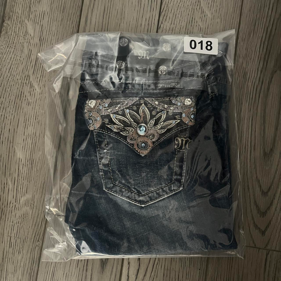 Miss Me Women's Ankle Skinny Jeans • S27