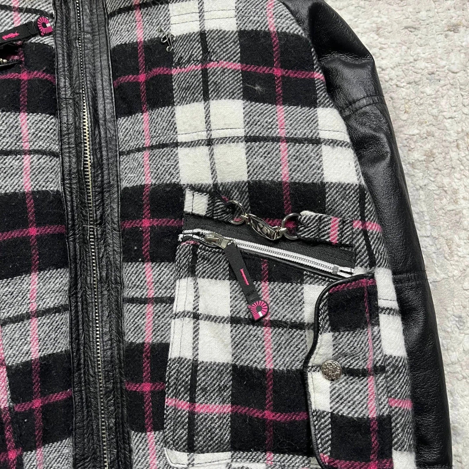 Akademiks • Faux Fur Plaid Jacket • L