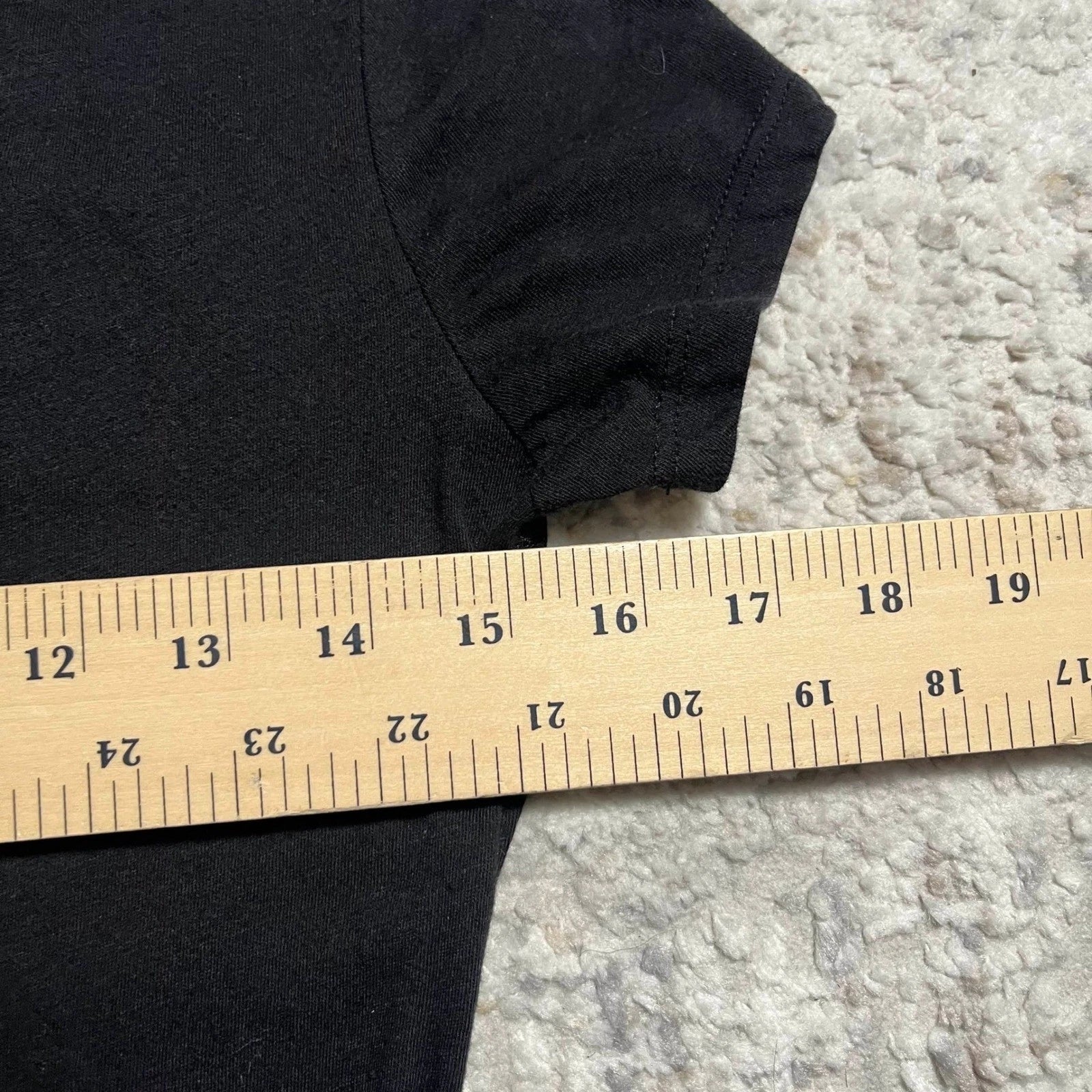 Aeropostale • Black V-Neck T-Shirt • S